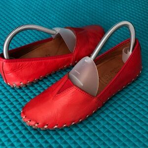 SPRING STEP Women's Kathaleta slip-on loafers in Red color | 7.5/38